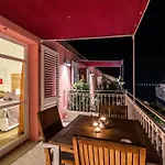Nichotel 4*
