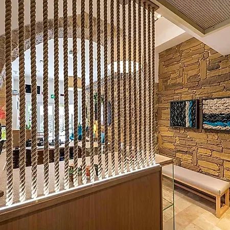 Nichotel 4* קרלופורטה