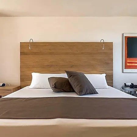 Nichotel מלון 4*