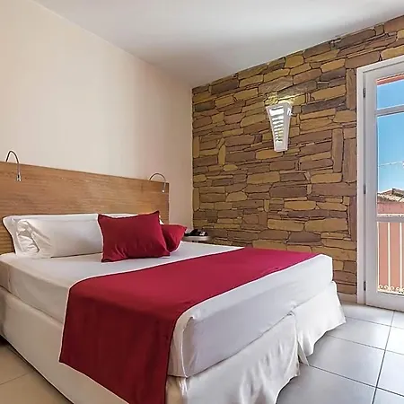 Nichotel קרלופורטה