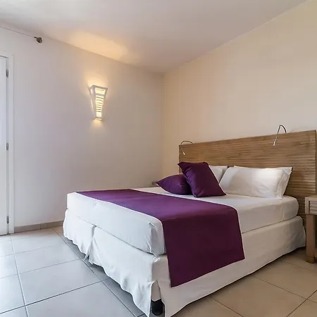 Nichotel 4*