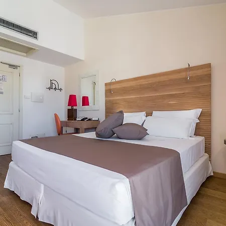 Nichotel 4* קרלופורטה