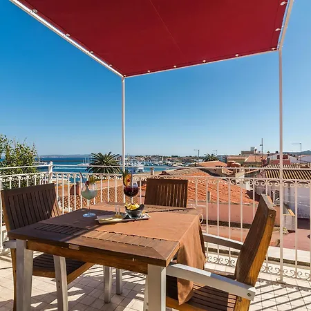 Nichotel מלון 4*