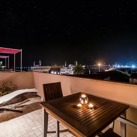 Nichotel מלון קרלופורטה