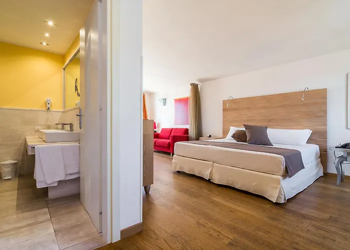 Nichotel 4*